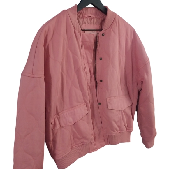 Universal Thread Bomber Jacket Women's Pink Quilted Twill Medium - Picture 3 of 6